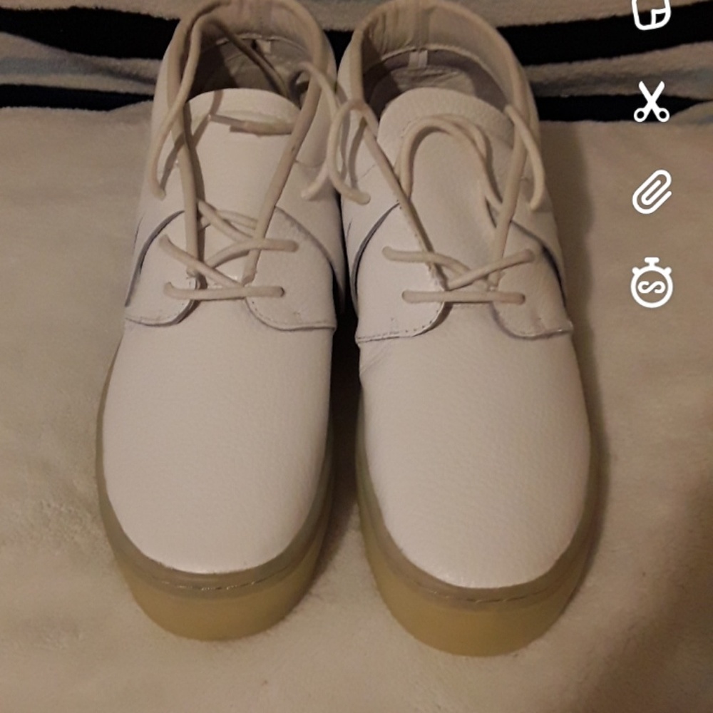 Mens shoes
